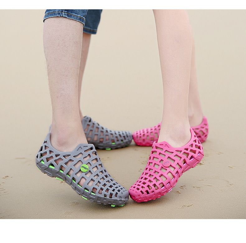 New Casual Men Sandals Fashion Plastic Women Sandals Summer Beach Shoes