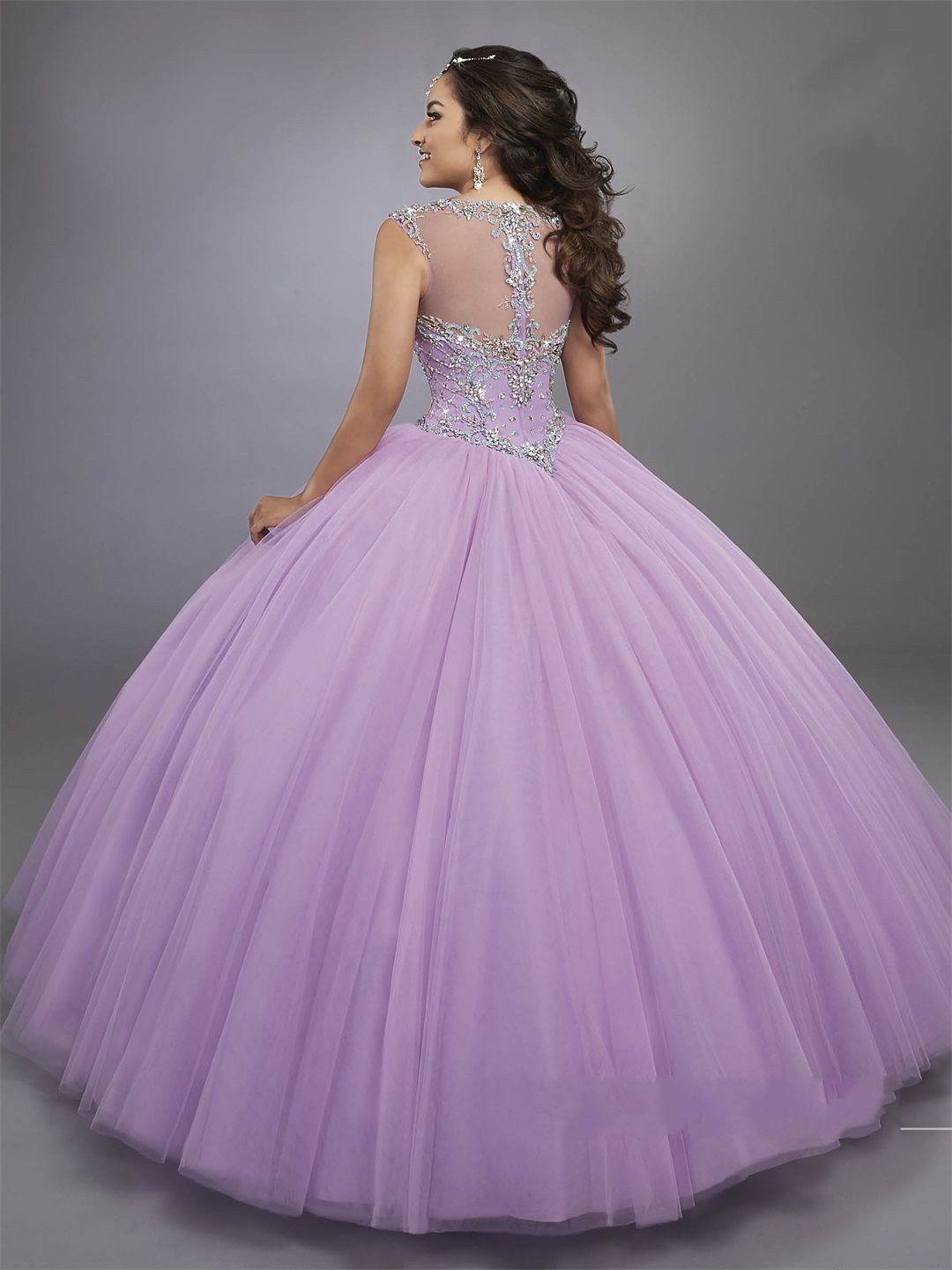 vestido lilas de 15 anos