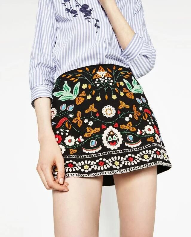 2017 A Line Mini Ethnic Women Skirts Short Black Embroidered Skirt High