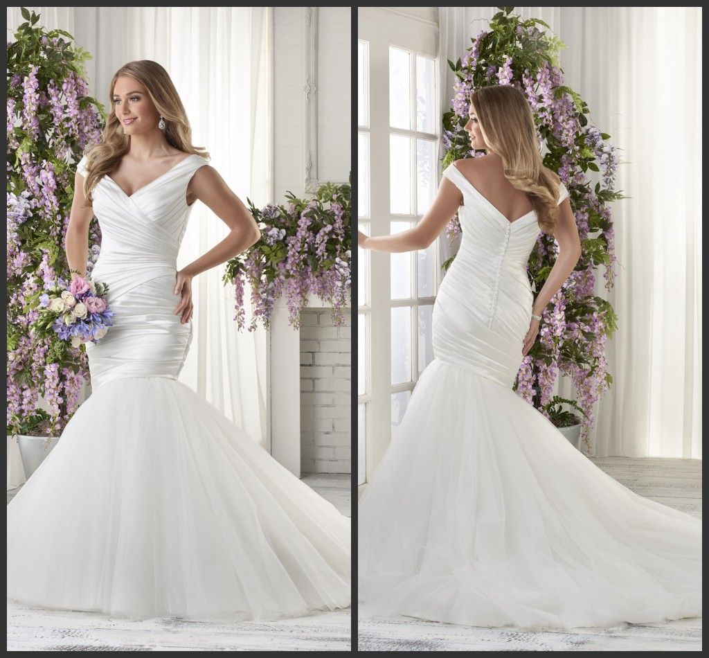 real simple wedding dressphoto