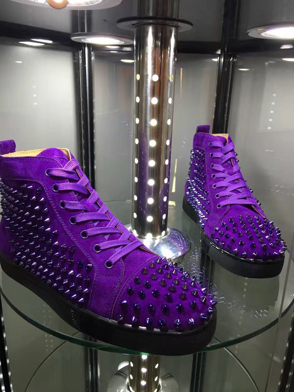 purple red bottoms mens