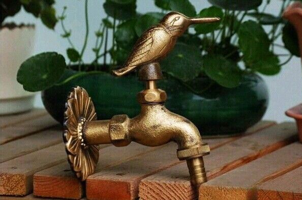 2020 Wholesale Decorative Outdoor Faucets Wall Mounted Brass