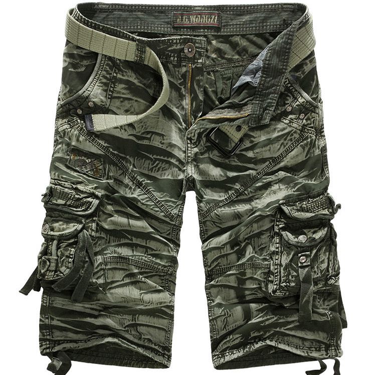 camo capri cargo pants