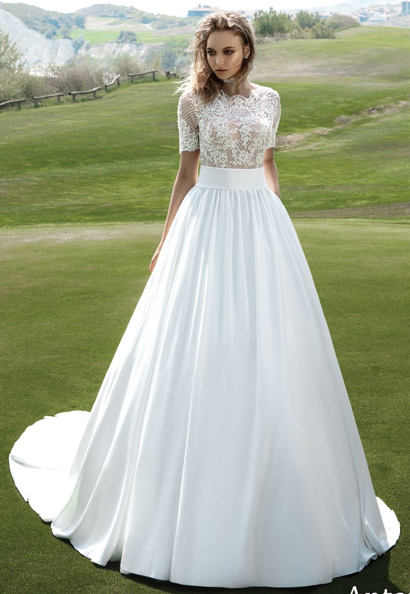 Lace bodice satin skirt wedding dress Clearance