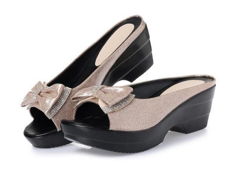 popular sandals 2019