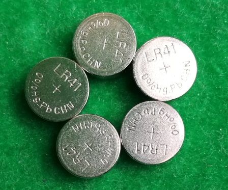 lr41 button cell battery