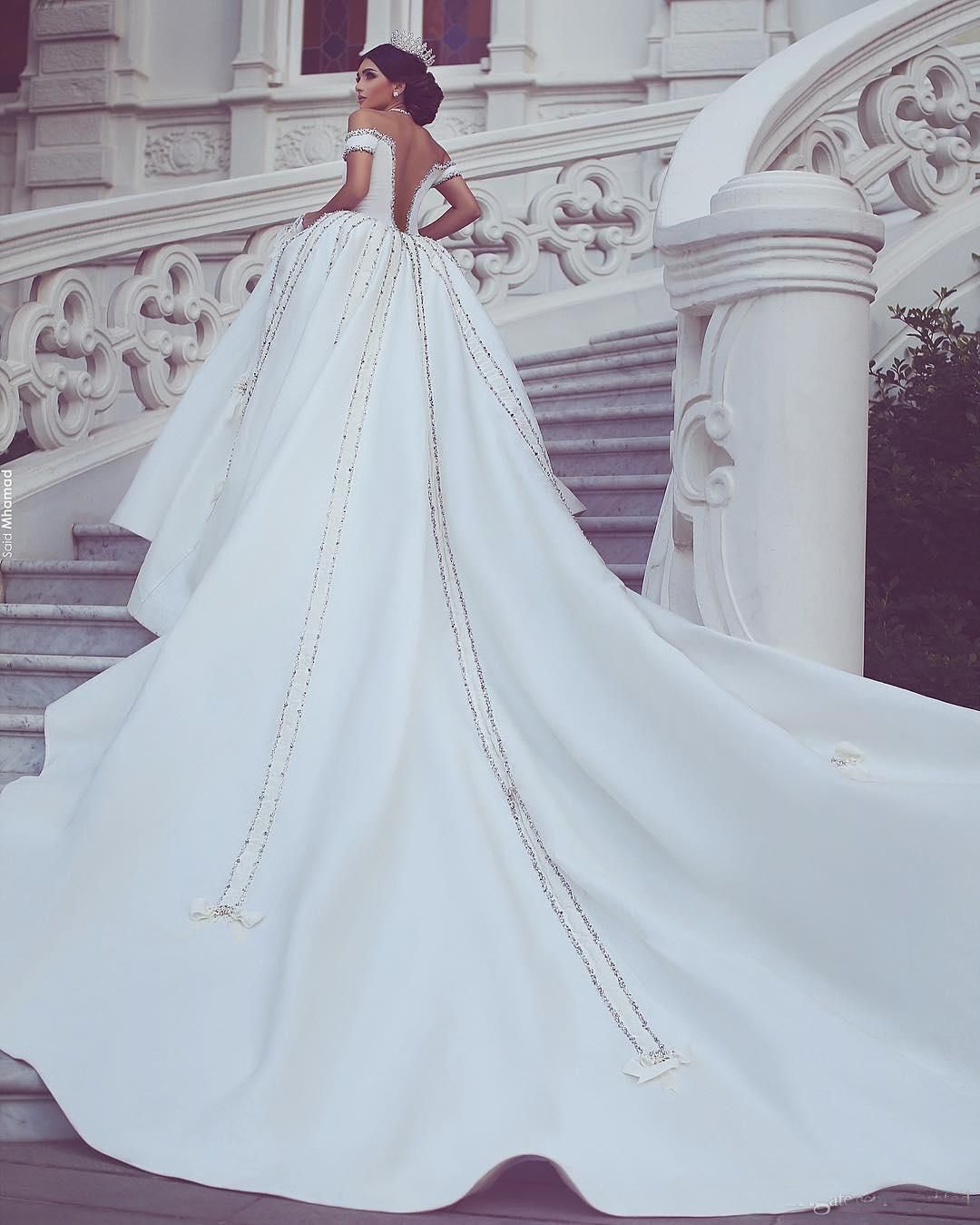 queen wedding dresses