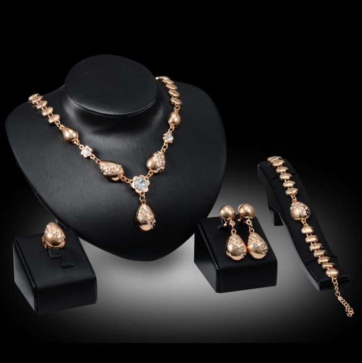 Plaqué Argent Bijoux sets de cristal Collier et Boucles d'oreilles Set Ring Bracelet