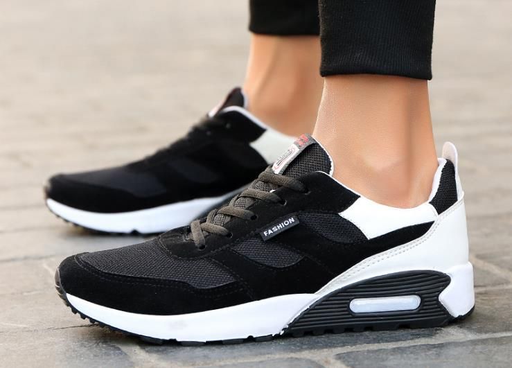 casual sports shoes