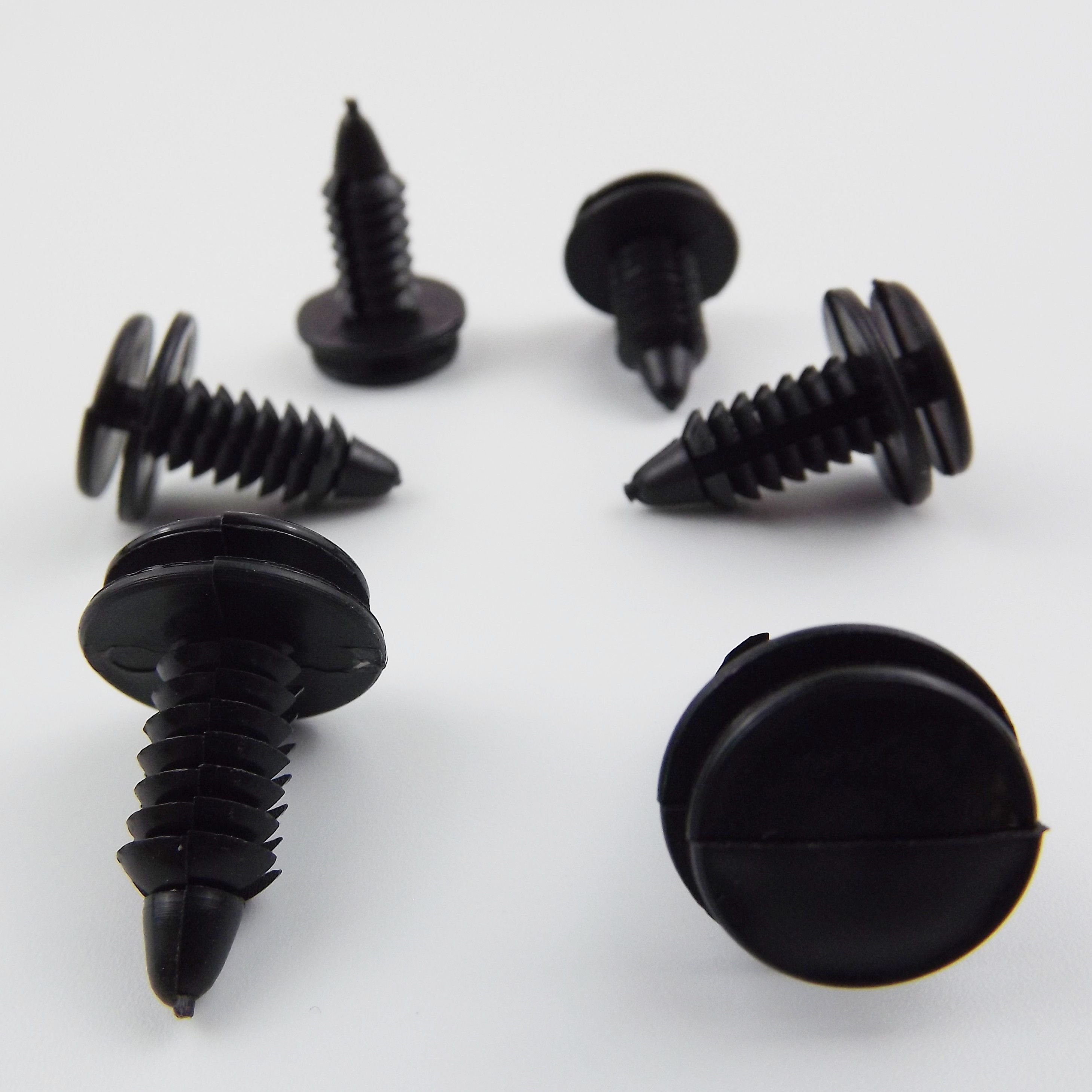 100x New Door Panel Plastic Clip Fasteners For Chrysler Dodge Ram