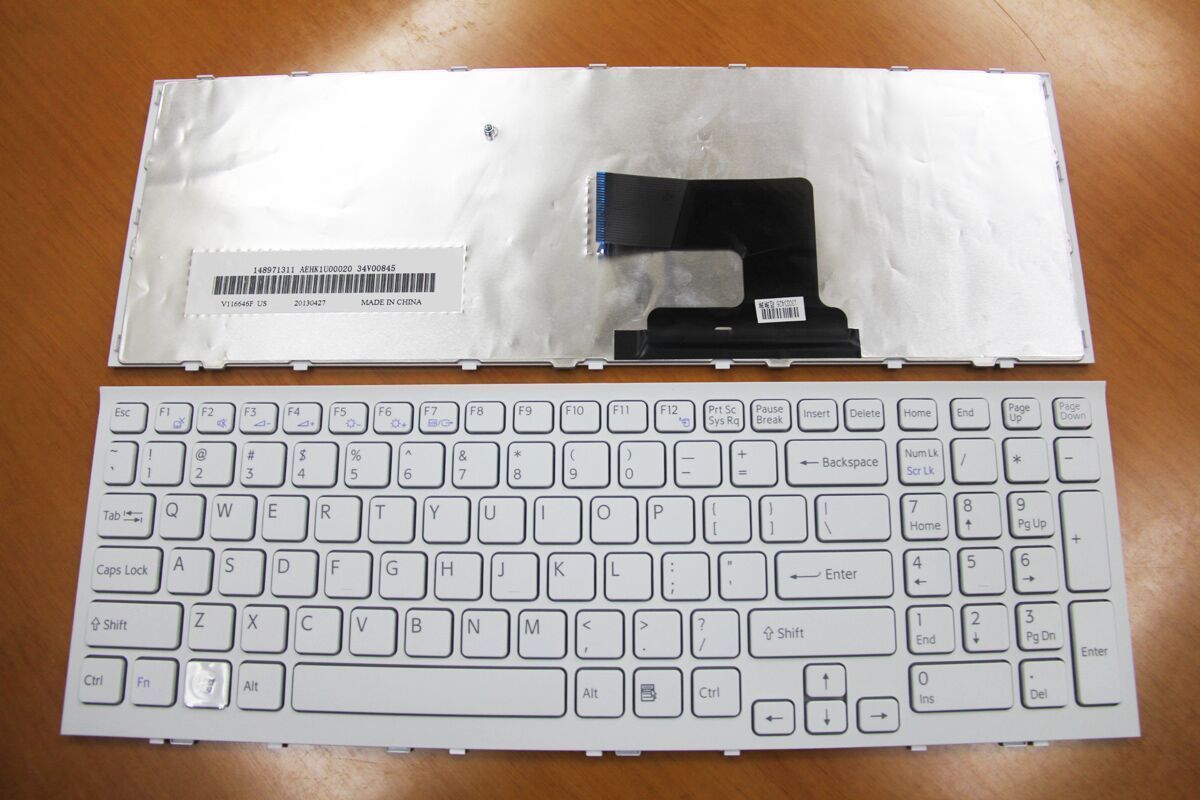 GENUINE NEW Sony Vaio VPC-EH VPCEH Series Keyboard US White With Frame 148971311 