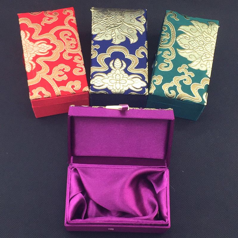 Bawełna Wypełniony Tall Silk Brocade Pudełka na prezenty do biżuterii Opakowanie Case Dekoracyjne Rzemiosło Prostokąt Jade Kamień Ticket Storage Box 12x7x6.5 cm