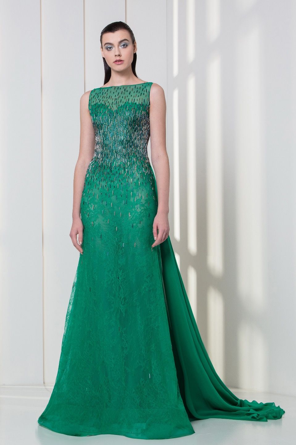 Esmeralda Georgette crepe e laço vestidos de noite 2018 tony ward vestidos prontos para usar bordados Esmeralda Georgette crepe e laço vestidos de noite 2018 tony ward vestidos prontos para usar bordados