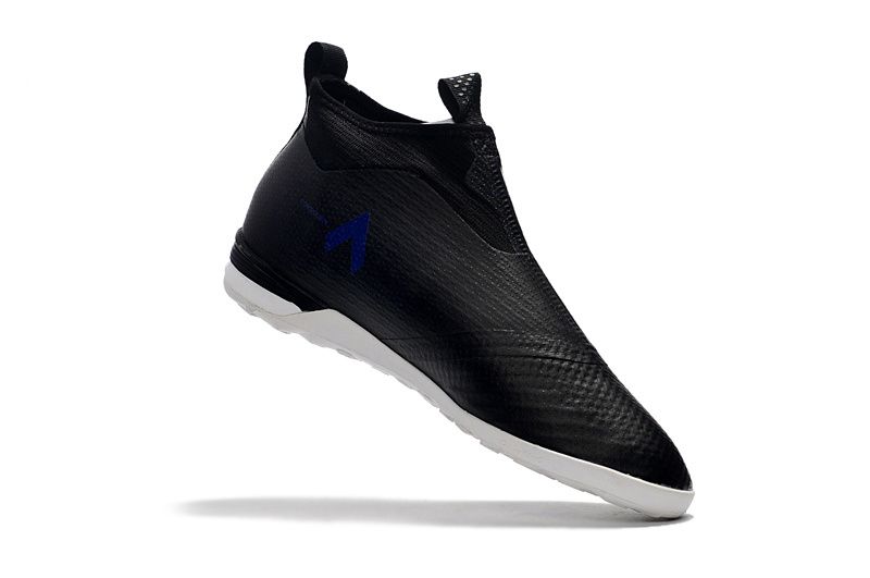 laceless indoor soccer shoes