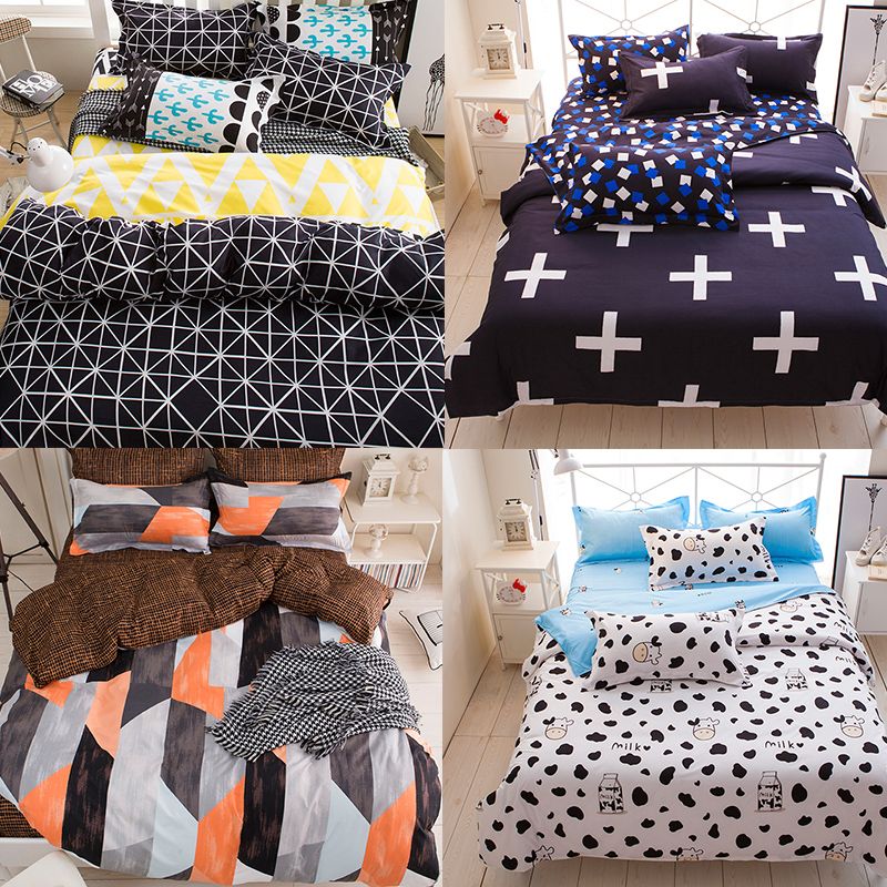 Kedili Yatak Örtüsü