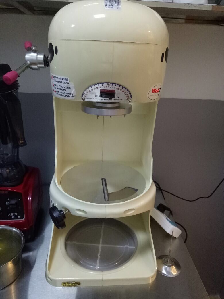 Best And Cheapest Food Processing Equipment 110V 220v Commercial Ice Shaver Machine Taiwanese