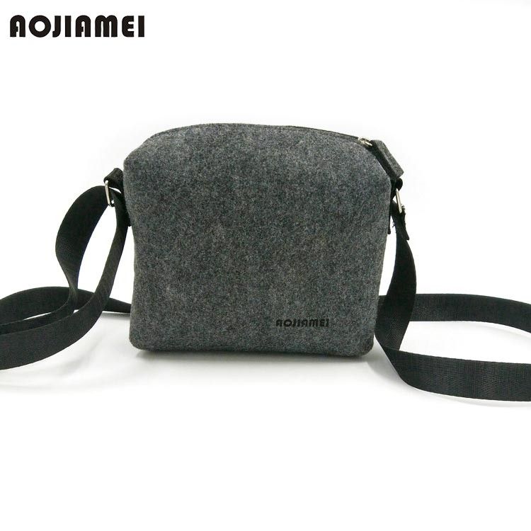 small messenger bag women's