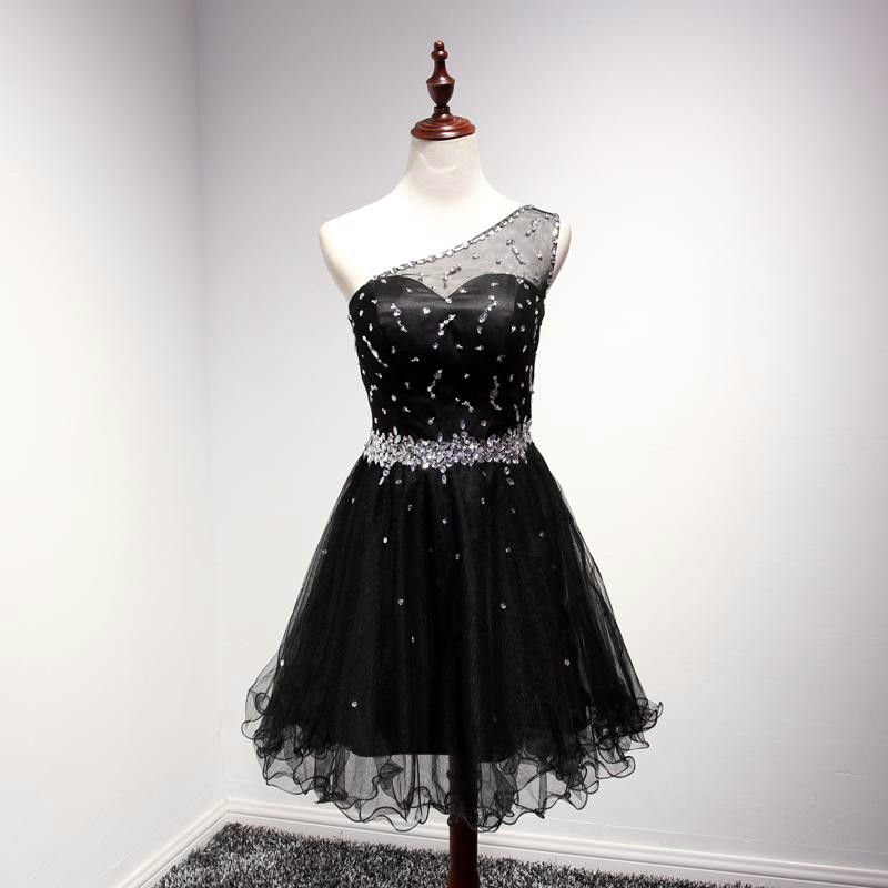 black dress for dance