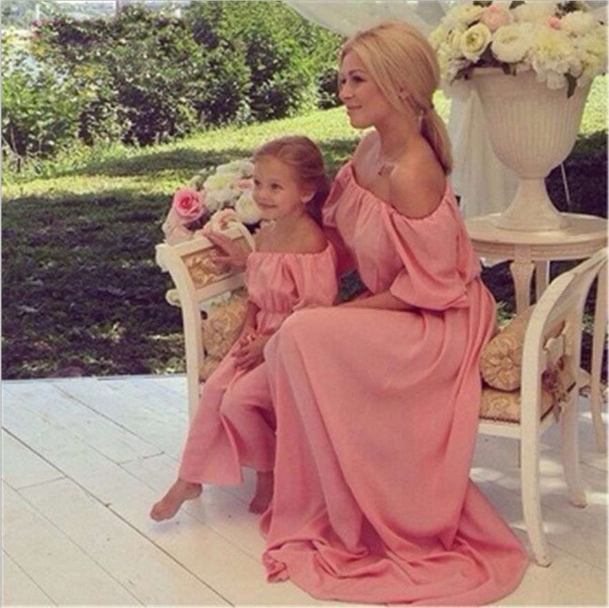 mother and daughter long dresses