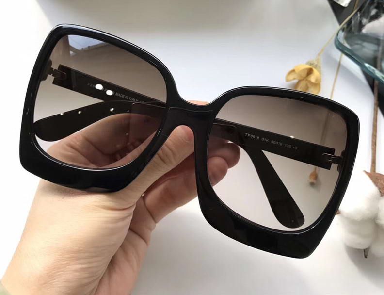 Black oversized designer sunglasses Clearance