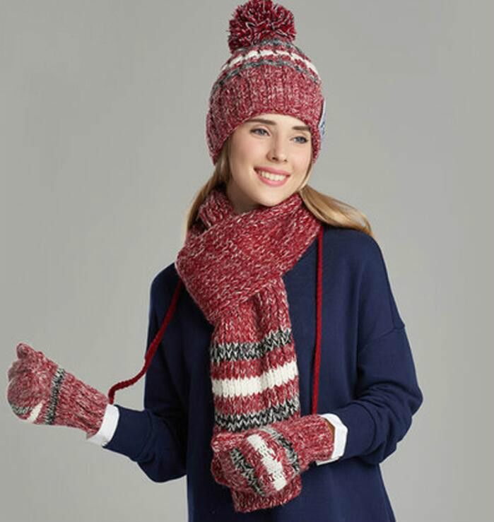 Acquistare La Donna Inverno Cappello E Guanti Mette Insieme I Guanti Della  Sciarpa Del Cappello Delle Donne Di Modo Del Cotone Hanno Impostato Il Set  Solido Del Cappello E Della Sciarpa Le