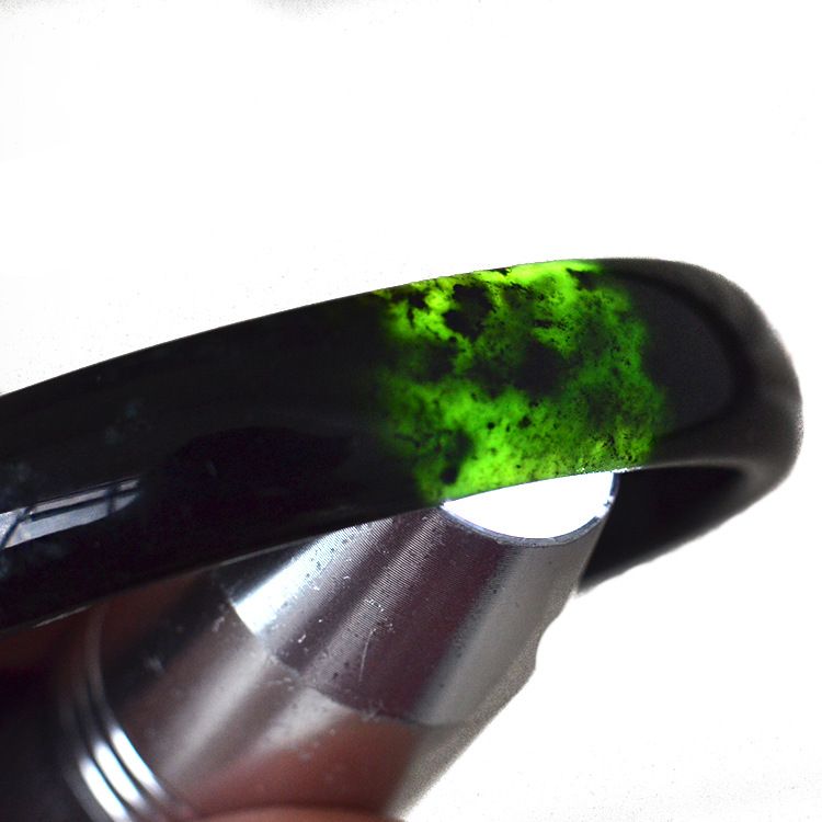 black jade gemstone