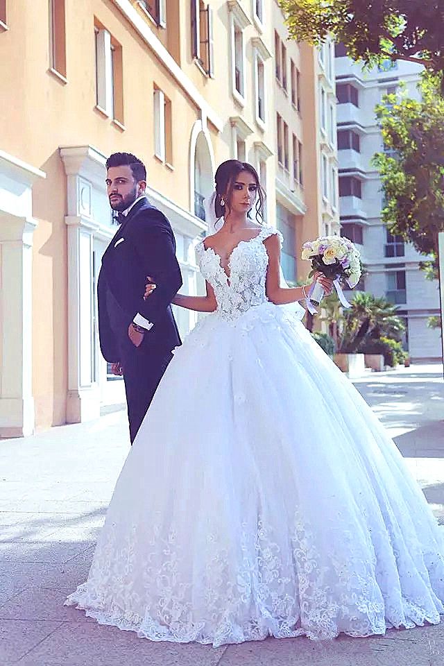 beautiful white dresses for wedding