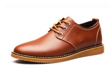 Chaussures en cuir marron