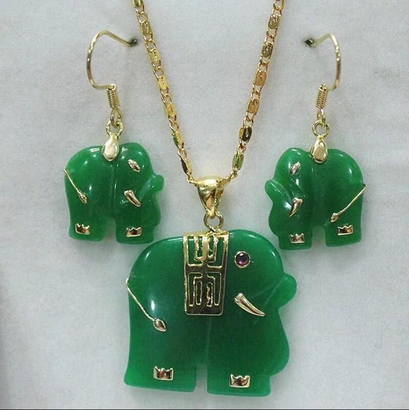 Jade verde natural / vermelho Jade esculpida elefante pingente 14k GP colar brincos conjunto