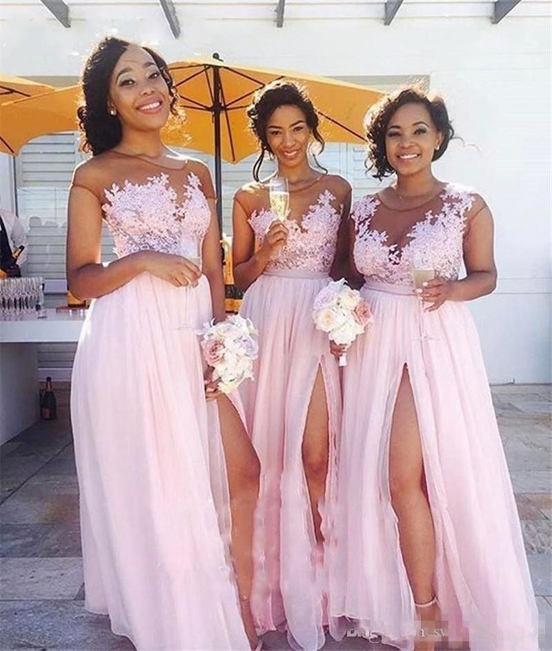 2017 Una línea País Rosa Vestidos de damas de honor Ilusión Gasa larga Gorro de encaje 2017 Una línea País Rosa Vestidos de damas de honor Ilusión Gasa larga Gorro de encaje