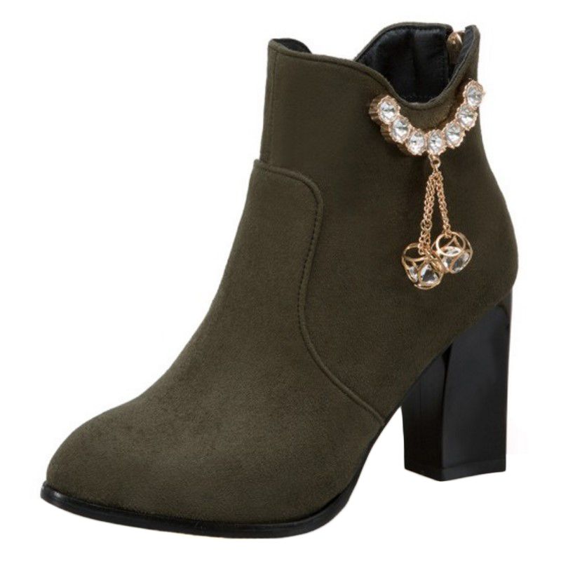 botas de camurça cano curto