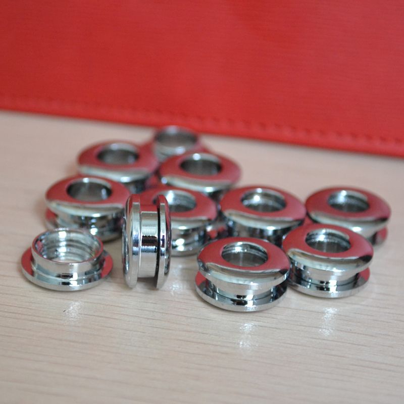 threaded eyelet