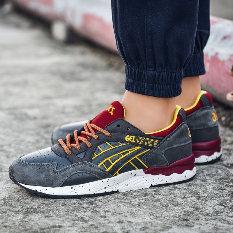 asics gel lyte running shoes