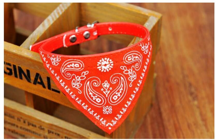 Collier bandana rouge