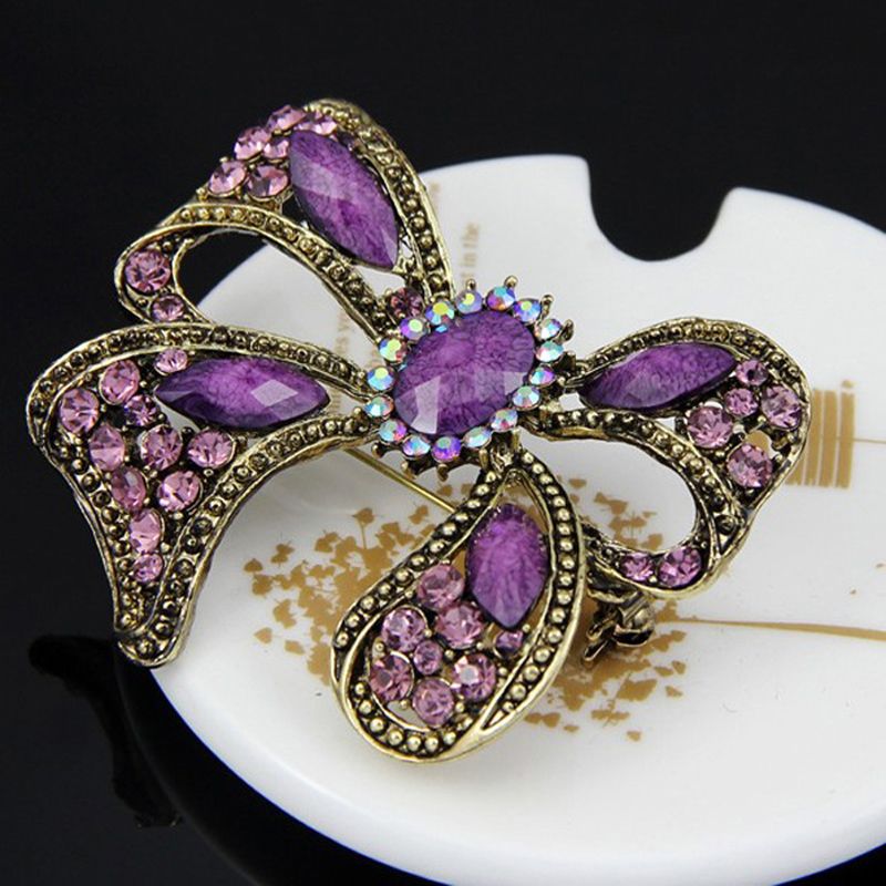 Vintage & Antique Brooches & Pins for sale