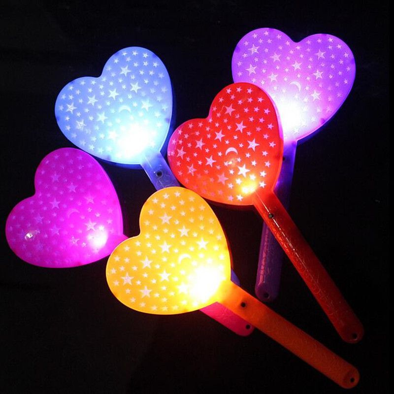 Grosshandel Led Leuchtstabe Liebesherz Led Blinkstabe Leuchtstabe Kinderleuchtspielzeug Geschenk Geburtstagsglut Partyzubehor Von Fashicone 28 31 Auf De Dhgate Com Dhgate
