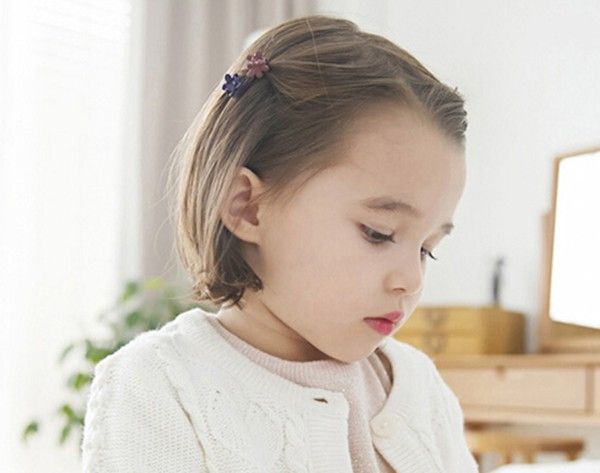 50 Pcs/lot Candy Color Mini Small Hair Claw Girls' Hair Clips Kids Flower Hair Accessories 50 Pcs/lot Candy Color Mini Small Hair Claw Girls' Hair Clips Kids Flower Hair Accessories