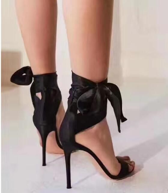 ribbon heels