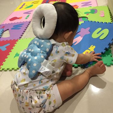 baby backpack pillow