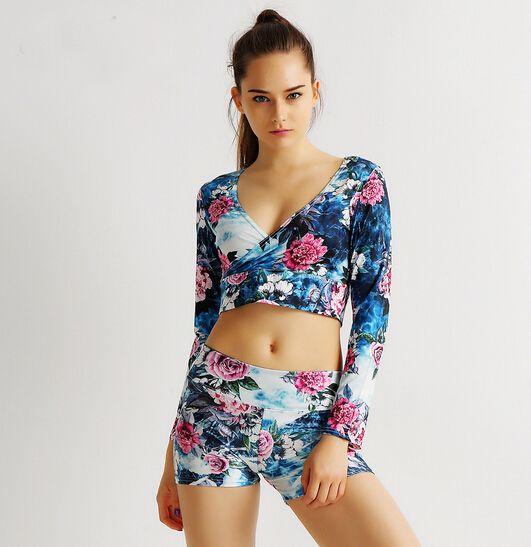v neck cheer crop top