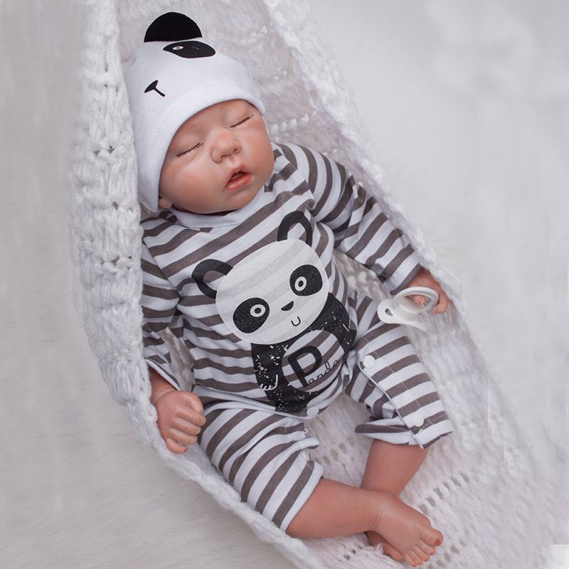 bébé reborn garçon en silicone