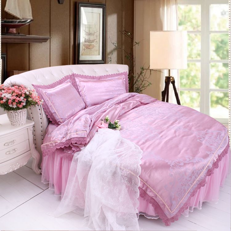 Red Marry Lace Round Bed Bedding Sets Duvet Cover Pillow Case Bedsheet Satin Jaquard Embroidery Round European Bedding Kit Hotel Luxury Yellow