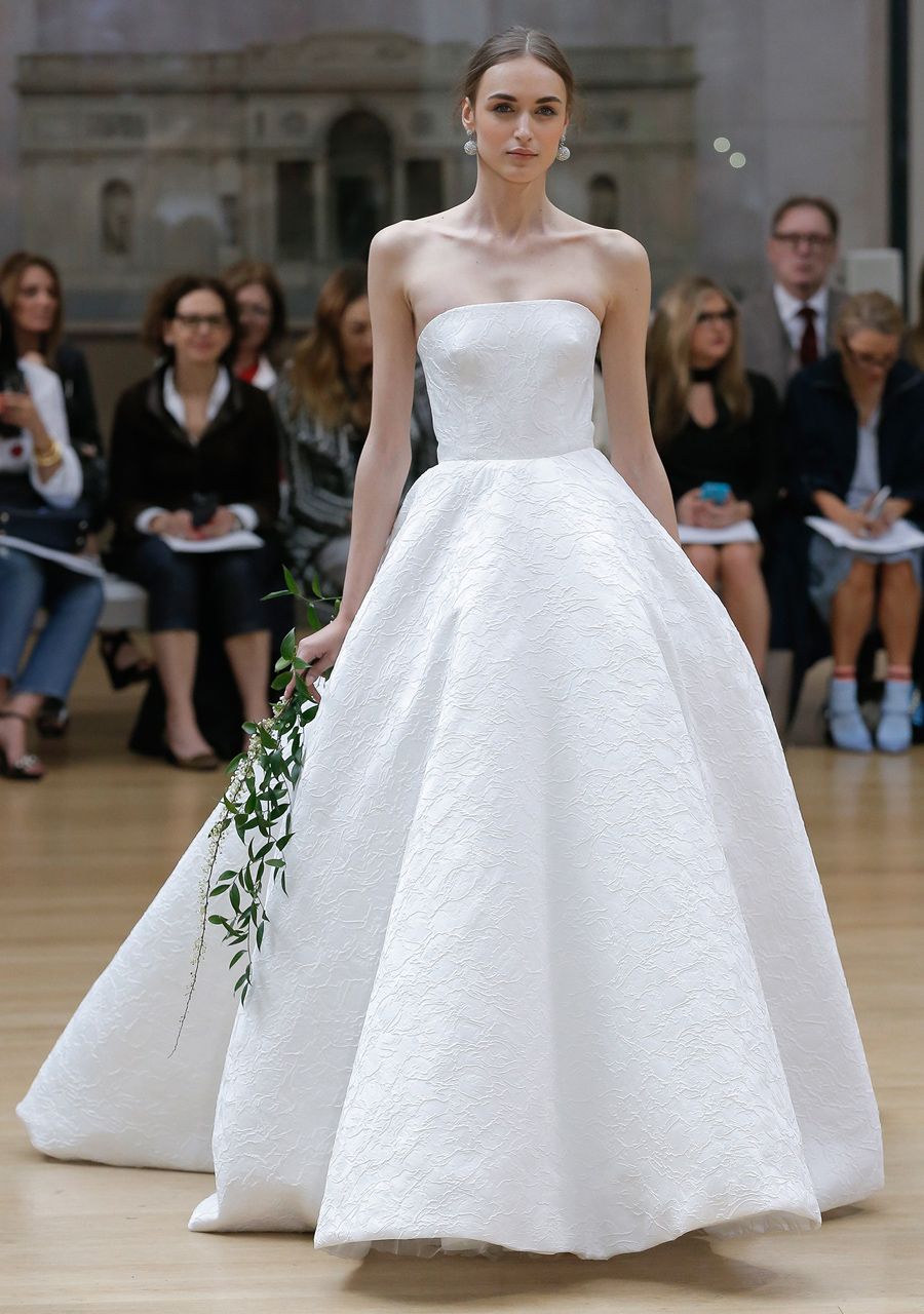 Acquistare Abiti Da Sposa Semplice Semplice Abito Da Sera 2018 Oscar De La Renta  Abito Da Sposa Senza Spalline Senza Spalline Cappella Treno Cappella  Economico | Consegna Veloce E Qualità | DHgate Italy