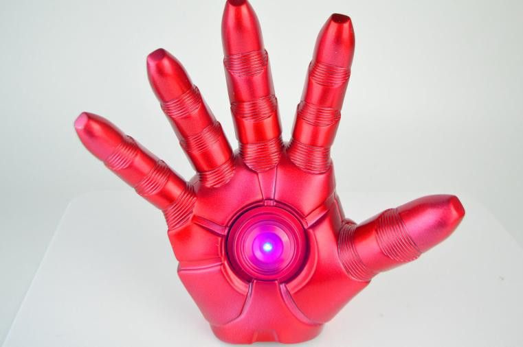 toy iron man gloves