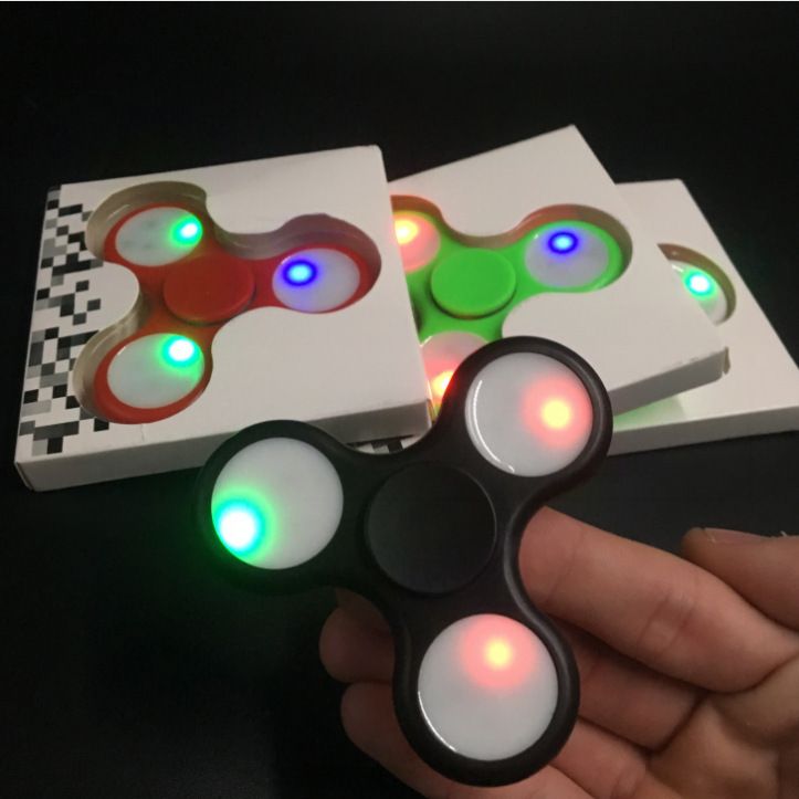 LED FLASHING ON/OFF LATCH Tri Hands Fingers Spinners Fidget Focus EDC Toy X LOT 