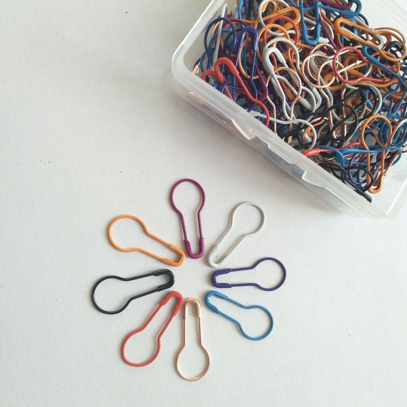 Bulb Safety Pins 750 Pieces Gourd Pins Metal Gourd Clips for Art Craft Sewing Making Home Office Use 15 Colors Gourd Shape Clip with Storage Box Metal Clips