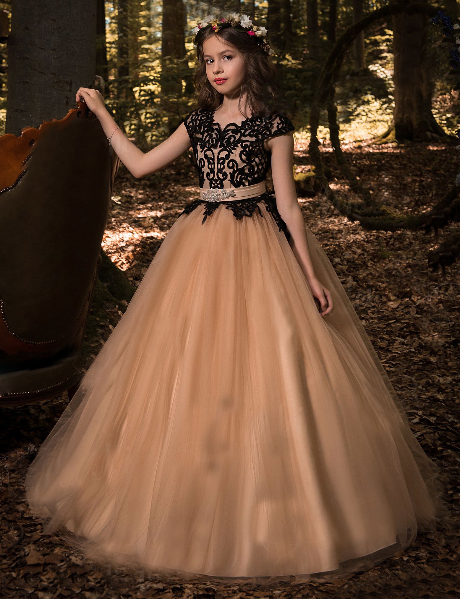 vestido preto para crianças