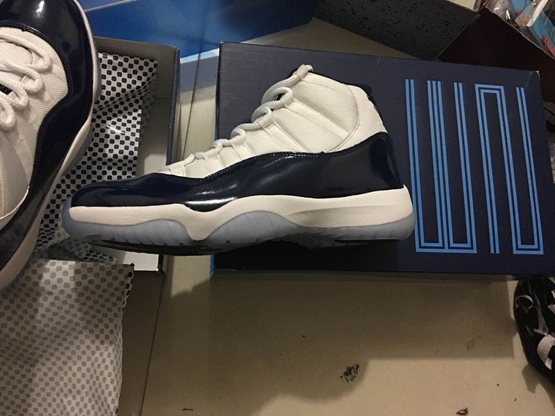 navy blue shoes size 5