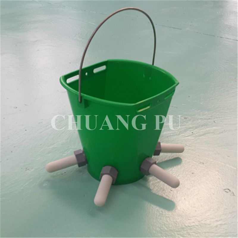 Farm Calf Feeder Plastic Feeding Bucket 5 Rubber Teats Food Grade