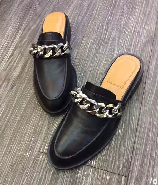 closed toe slide sandals